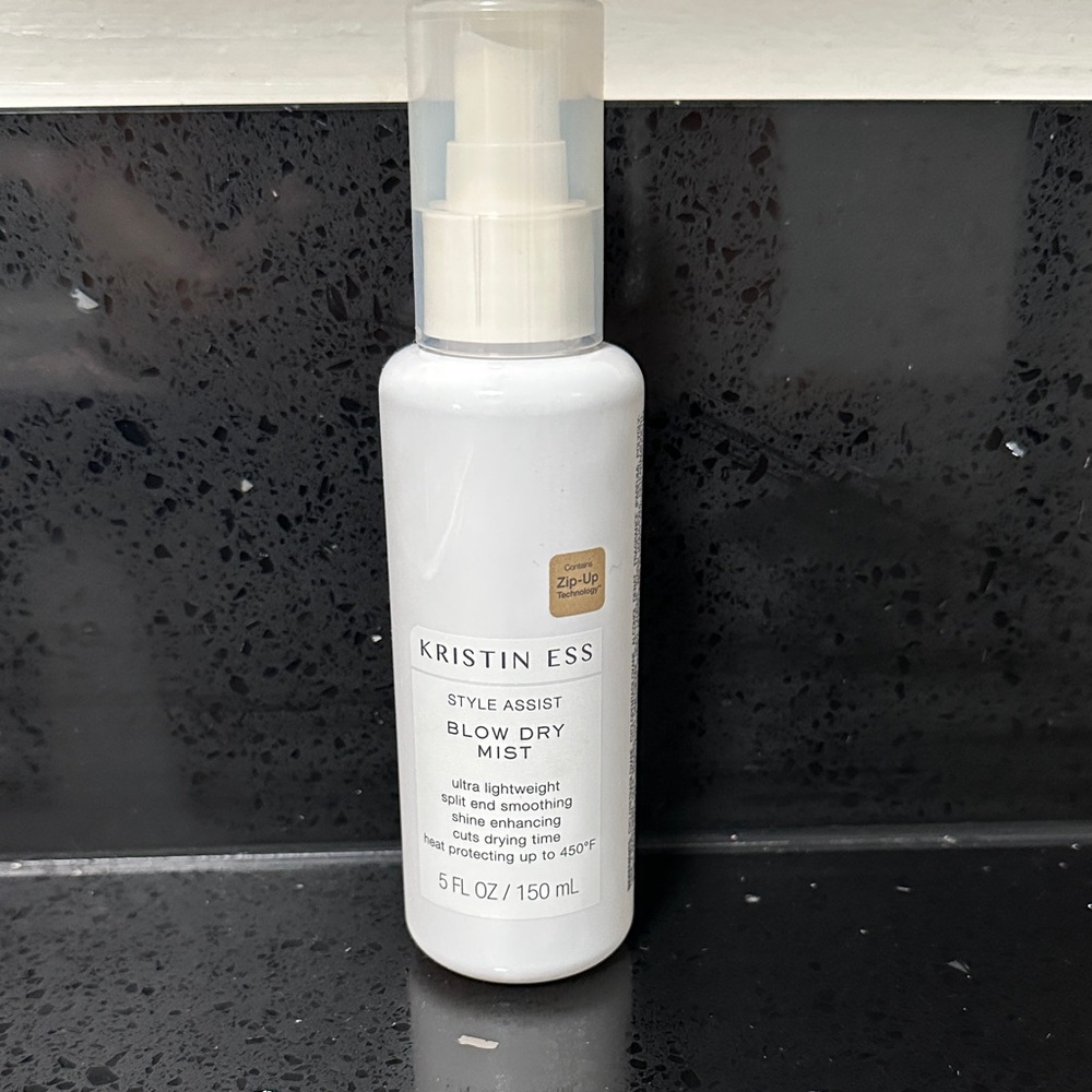 NEW Kristin Ess Blow Dry Mist 5 FL OZ